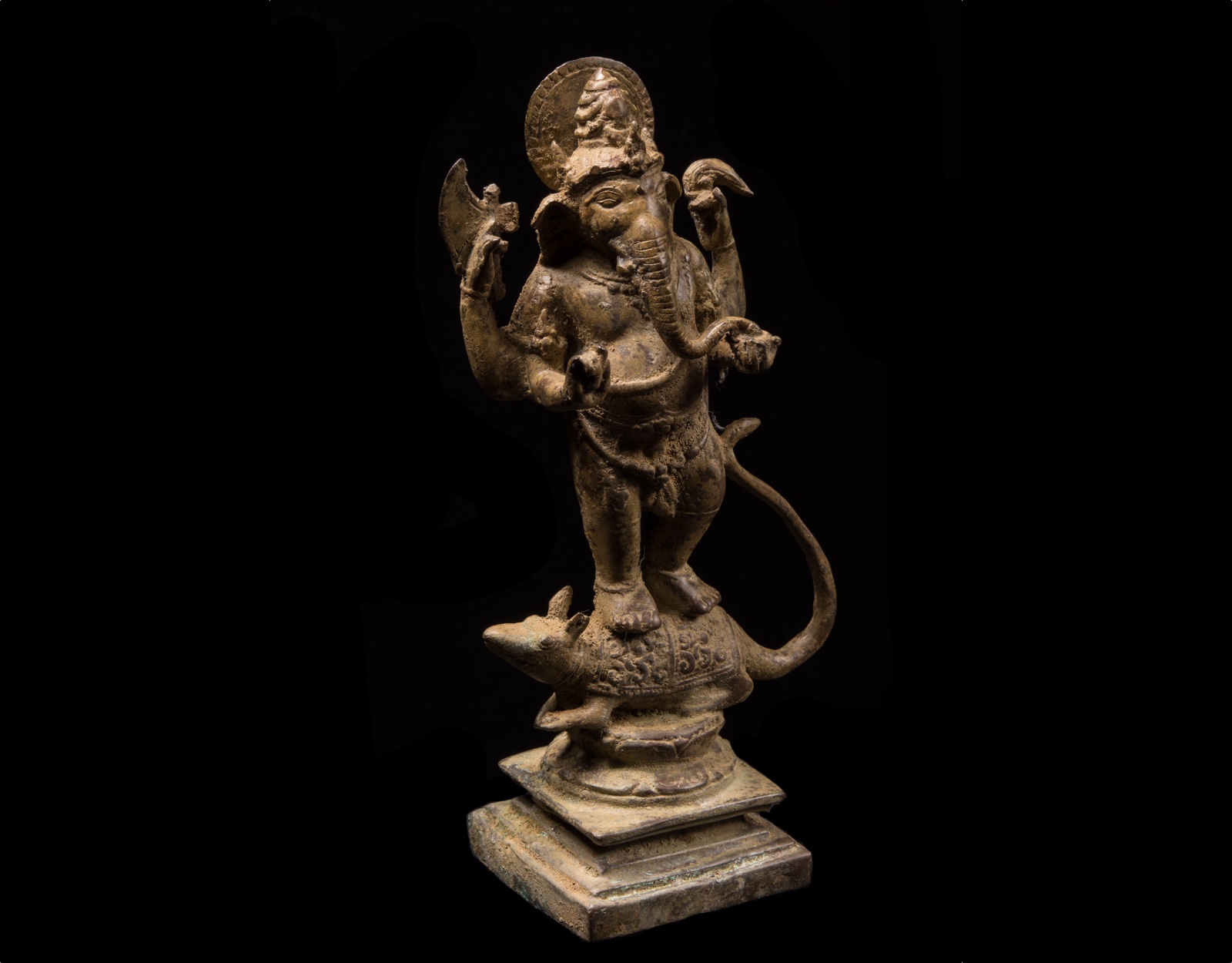 Старинная бронзовая статуя Ганеша на перевозчике Мушике фото VipKeris