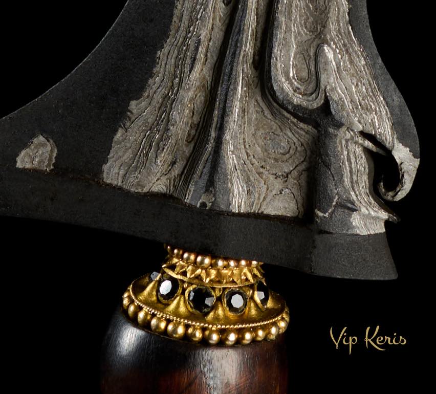 Пламевидный индонезийский кинжал Крис Sengkelat, 10Ба Удача. фото VipKeris