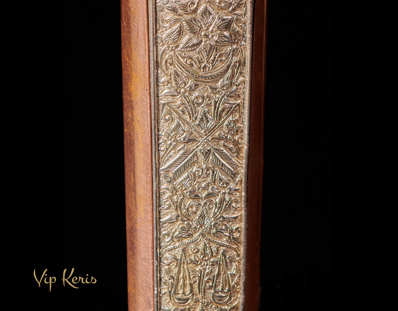 Индонезийский ритуальный кинжал Крис Junkung Cinarito Luk 3, Инь фото VipKeris