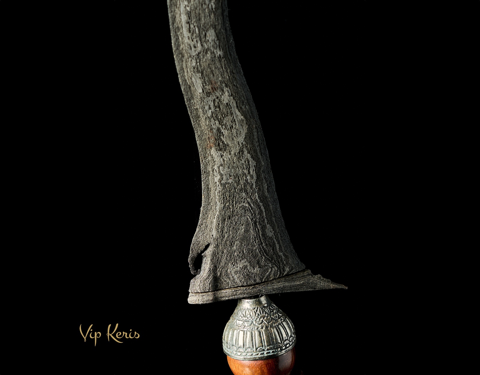 Бугийский ритуальный кинжал Крис Sepokal Luk5, двойной памор. Наставник. фото VipKeris