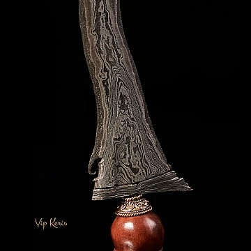 Бугийский кинжал Крис Carangsoka фото vipkeris.ru