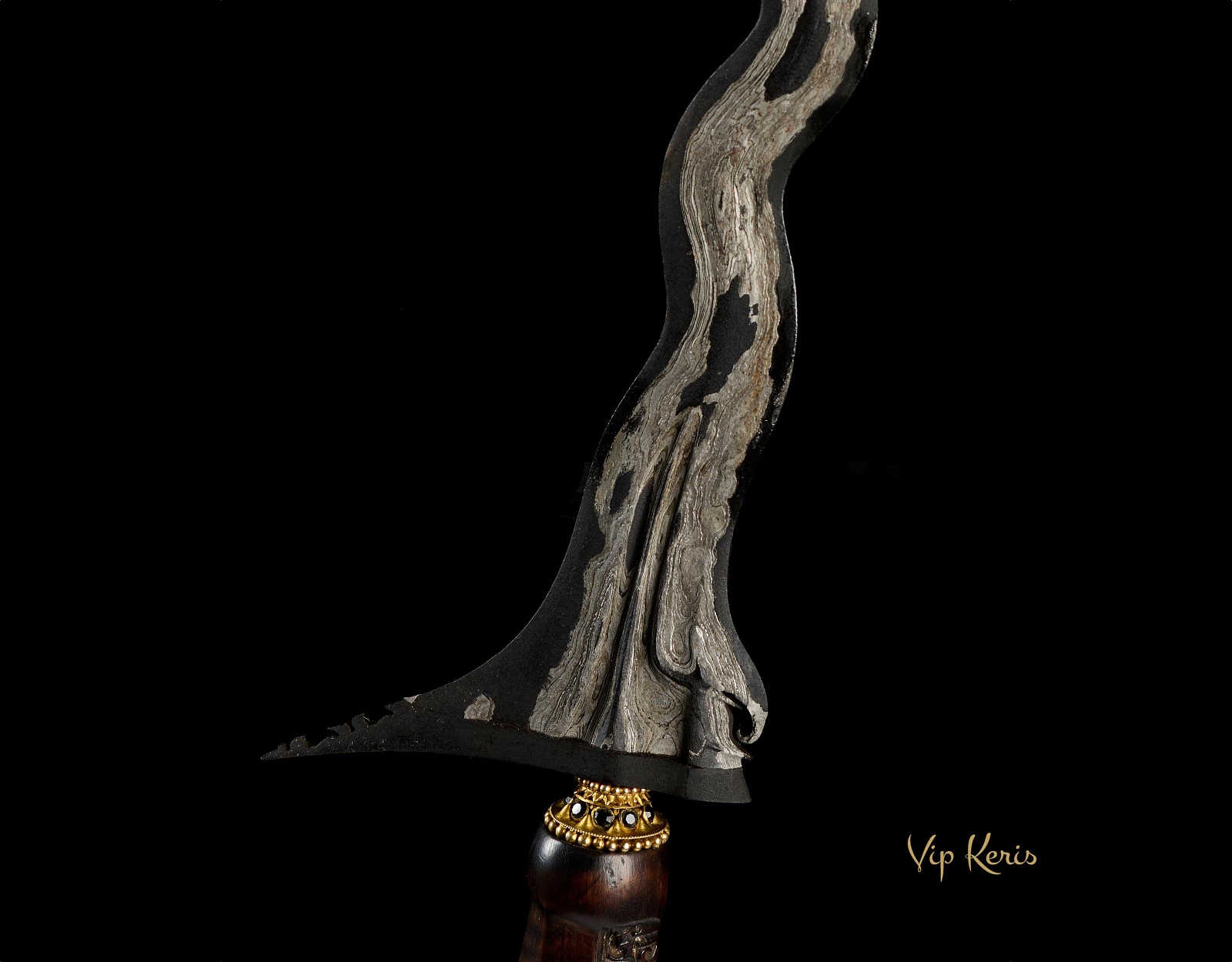 Пламевидный индонезийский кинжал Крис Sengkelat, 10Ба Удача. фото VipKeris