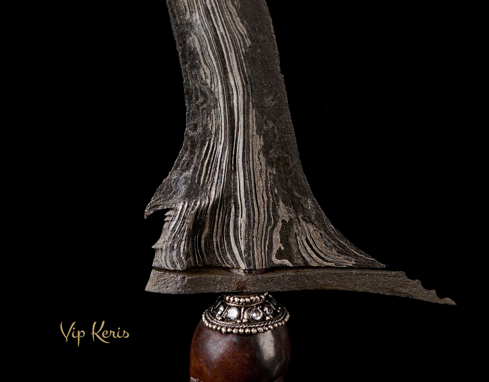 Ритуальный кинжал Крис Sabuk tampar, Демонолог. фото VipKeris