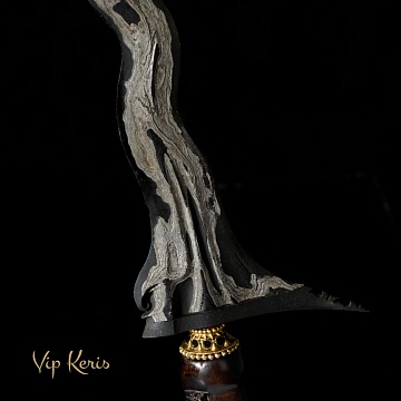 Пламевидный индонезийский кинжал Крис Sengkelat, 10Ба Удача. фото vipkeris.ru