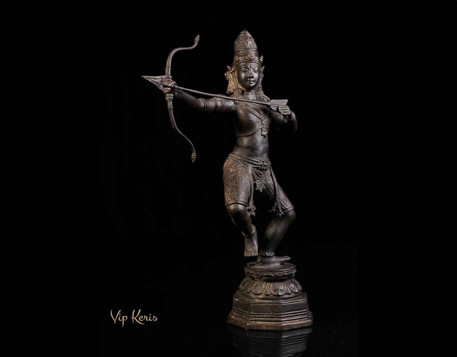 Алтарная статуя бога Рама фото VipKeris