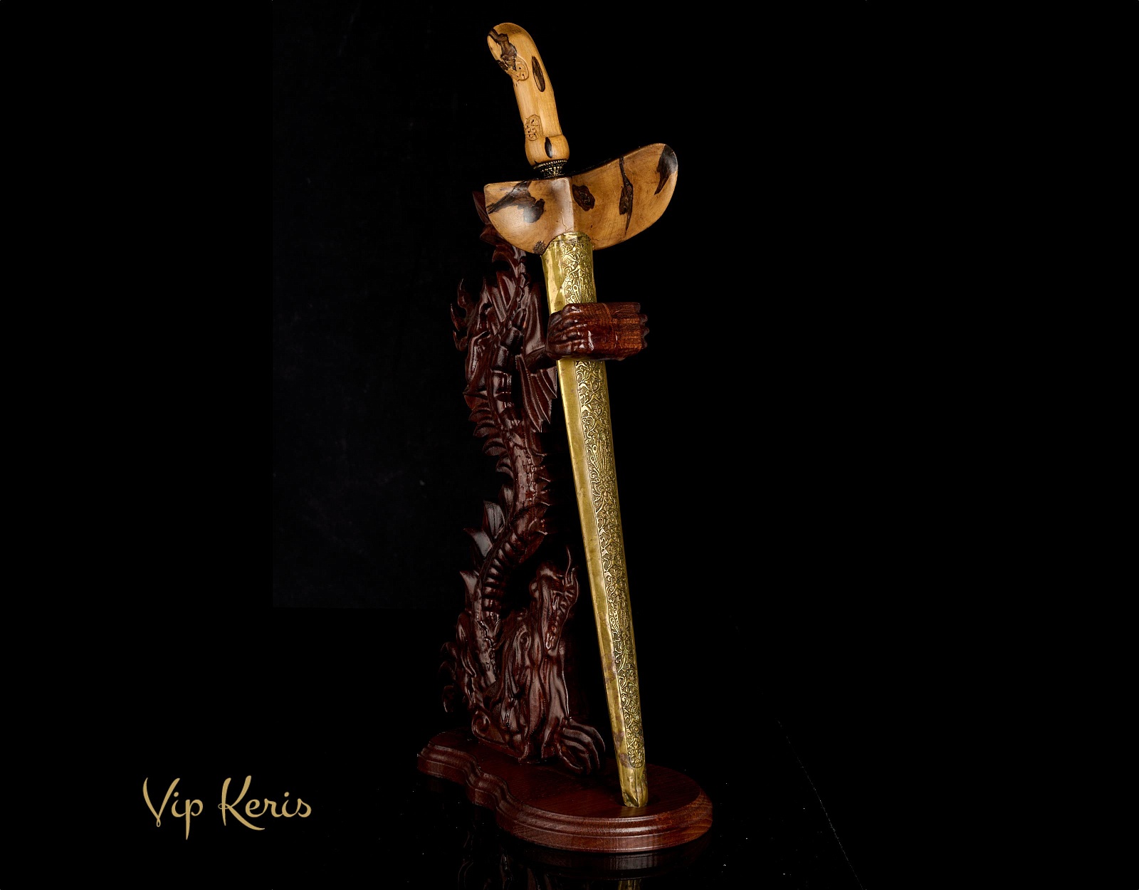 Пламевидный кинжал Крис Parungsari силы влияния и боевой магии стихии Воздух. фото VipKeris