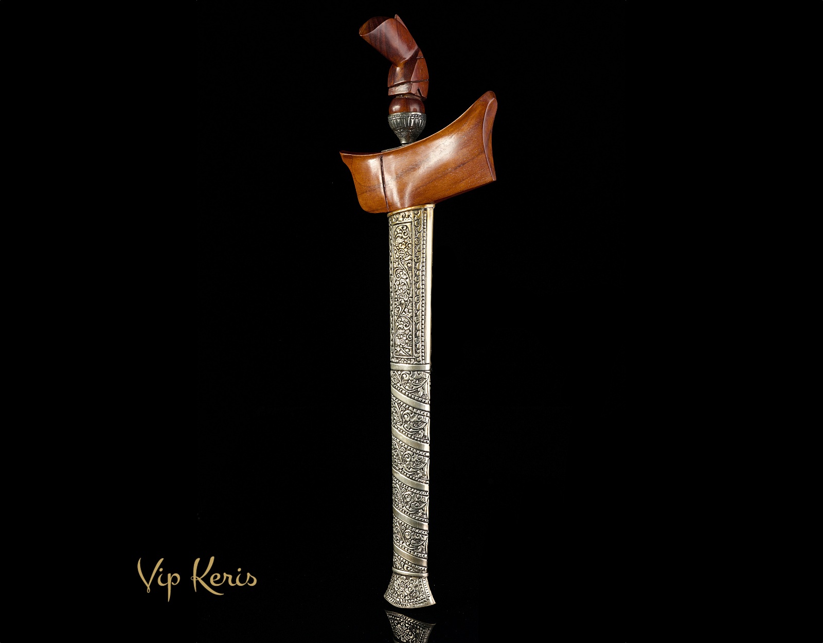Бугийский ритуальный кинжал Крис Sepokal Luk5, двойной памор. Наставник. фото VipKeris