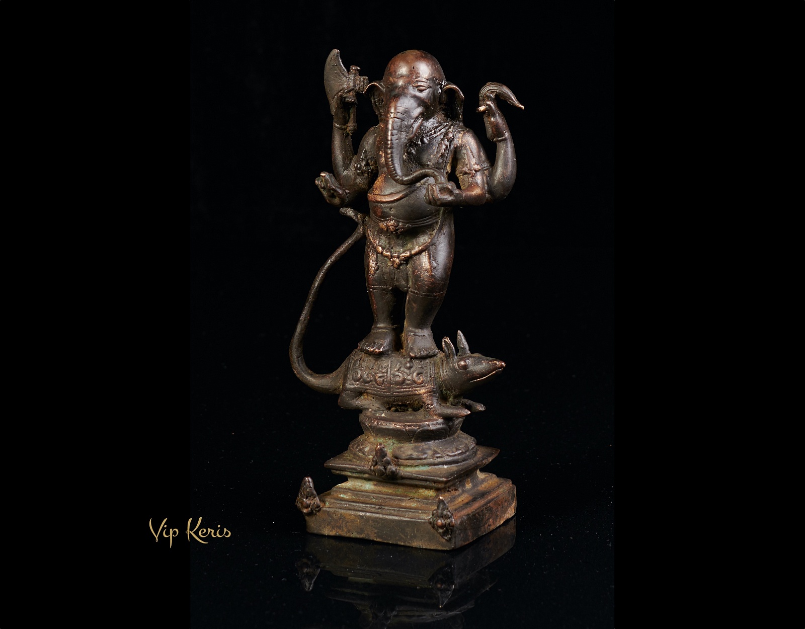 Старинная алтарная статуя Ганеша на мышке Мушаке фото VipKeris