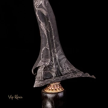 Пламевидный кинжал Крис Sabuk Inten, Огонь, Инь. фото vipkeris.ru