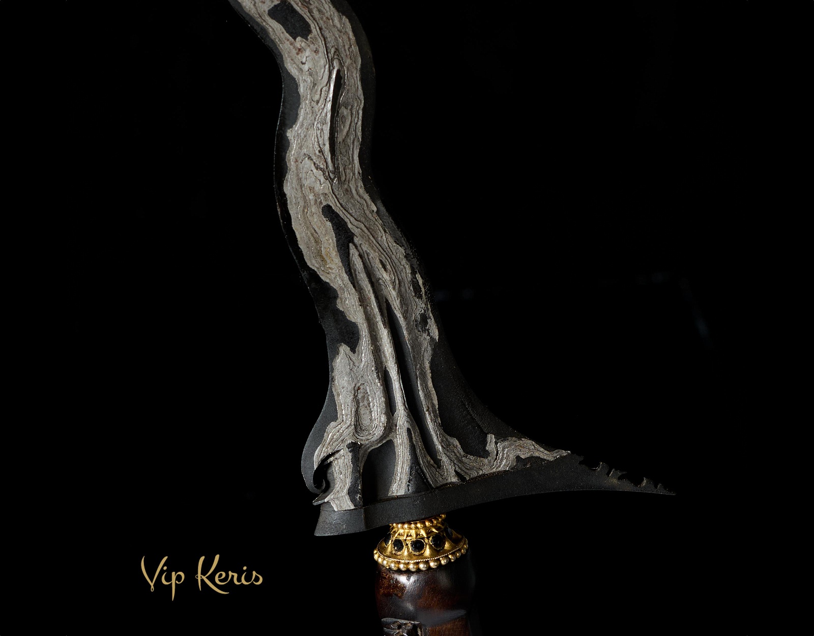 Пламевидный индонезийский кинжал Крис Sengkelat, 10Ба Удача. фото VipKeris