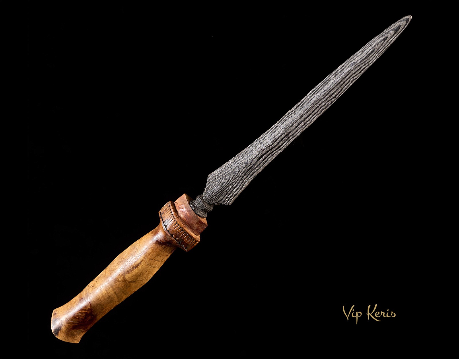 Индонезийский Tombak Biring «Хранительница Рода», кармическая работа. фото VipKeris